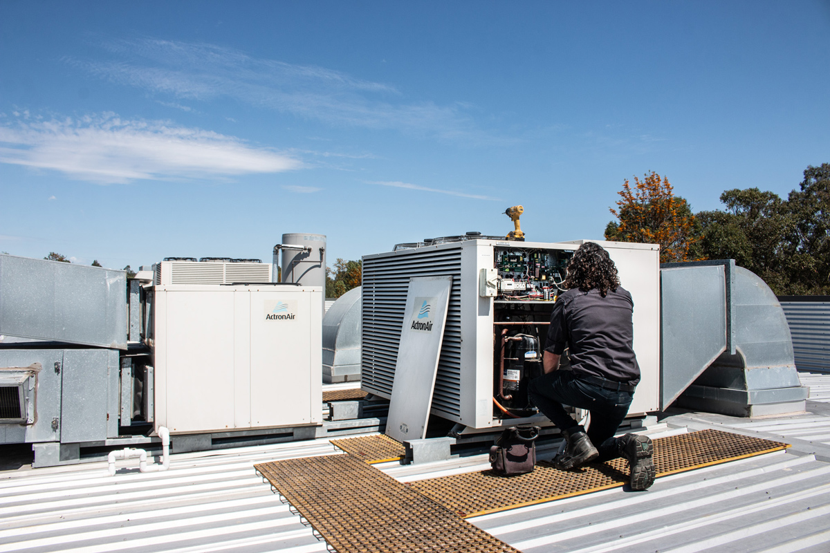 commerical-air-conditioning-service-&-maintenance